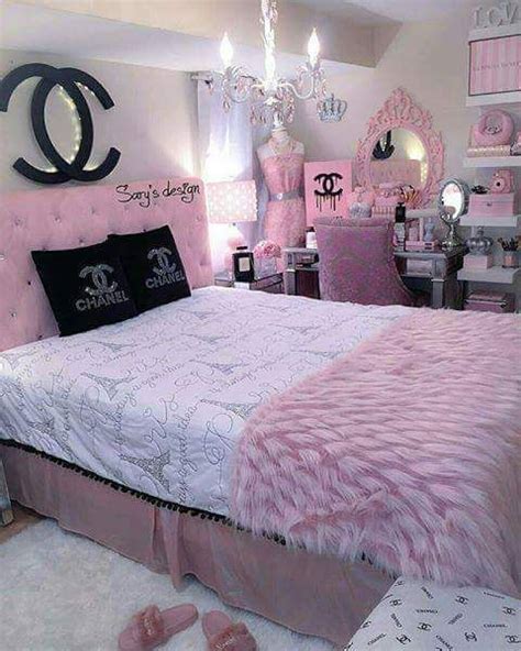 chanel bedroom decor ideas.